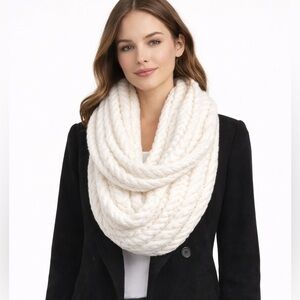 NWT Michael Kors French Chunky Cable Knit Infinity Scarf